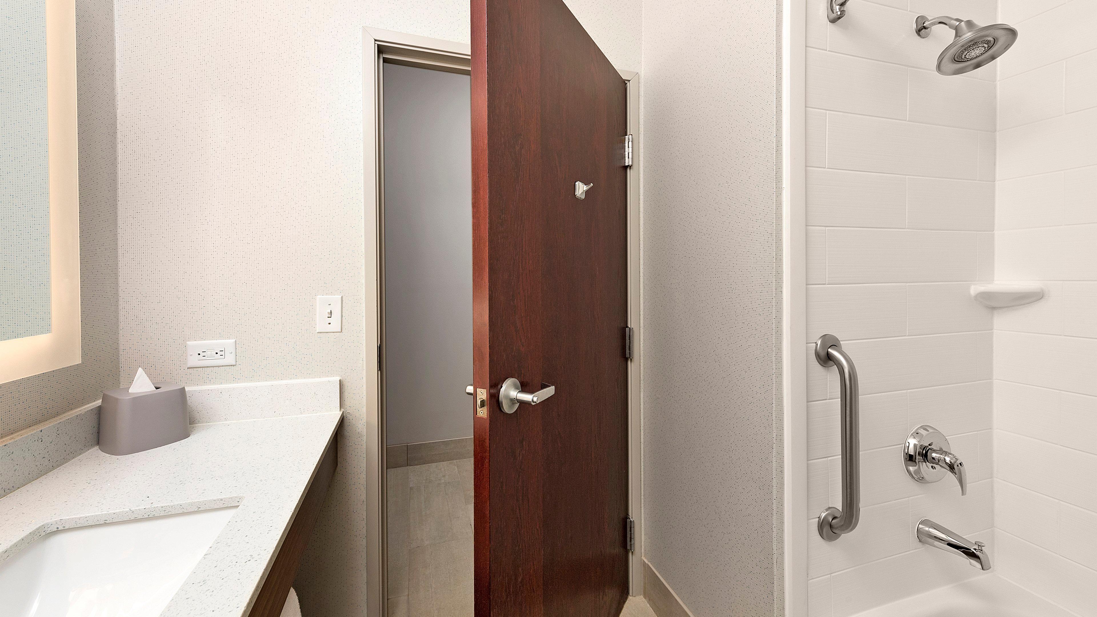 Holiday Inn Express Hotel And Suites Conroe By Ihg Экстерьер фото