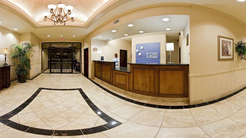 Holiday Inn Express Hotel And Suites Conroe By Ihg Экстерьер фото