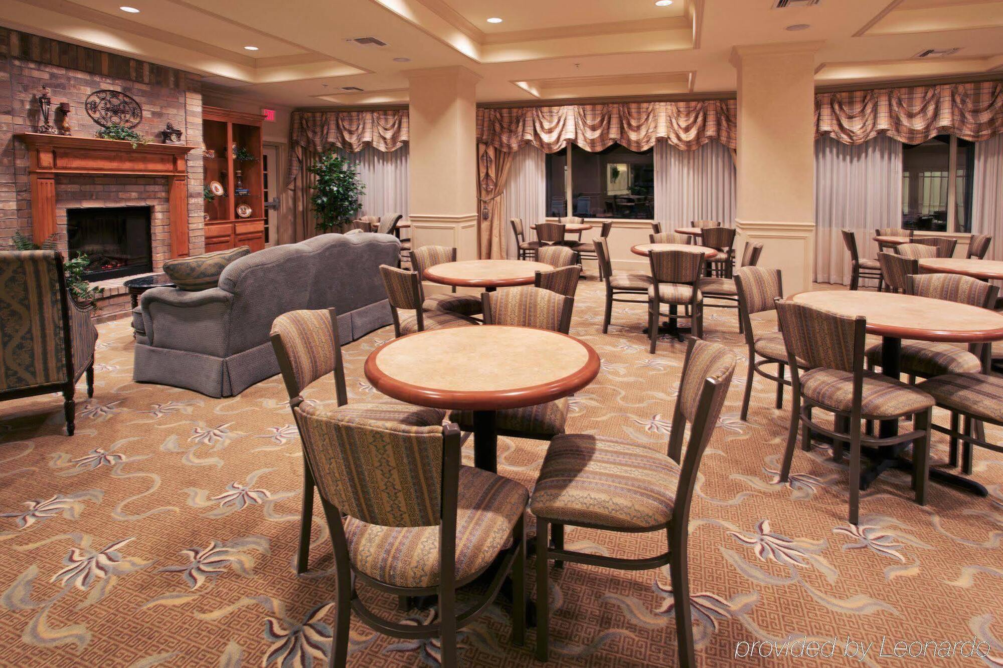 Holiday Inn Express Hotel And Suites Conroe By Ihg Экстерьер фото